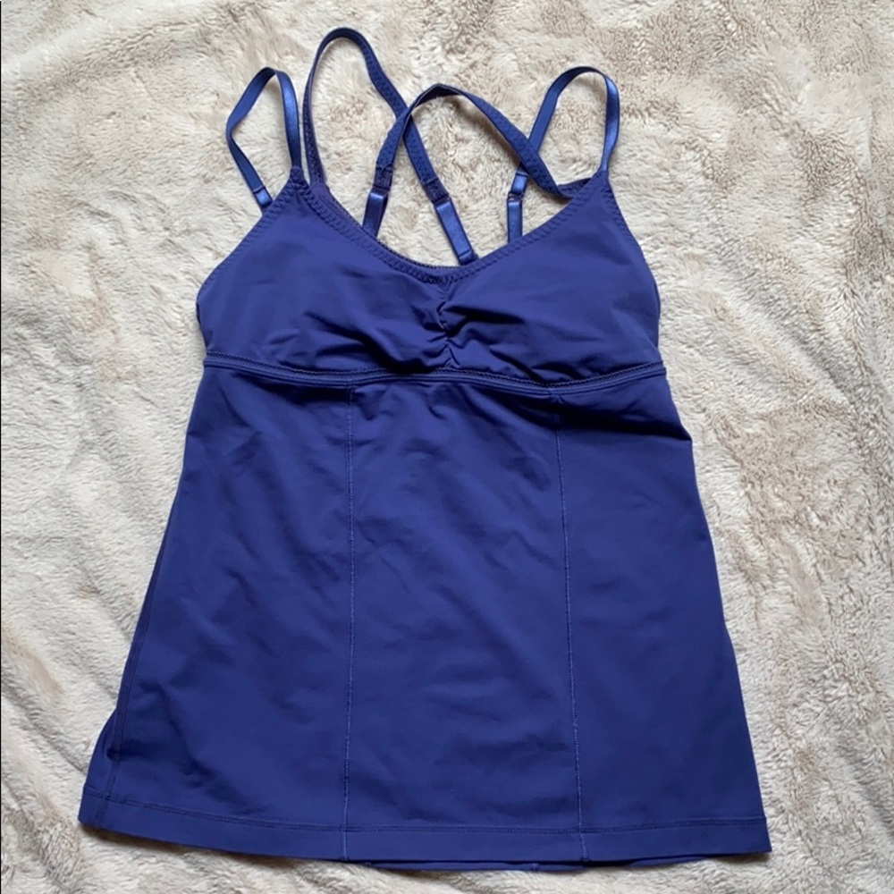 Lululemon tank with built in bra